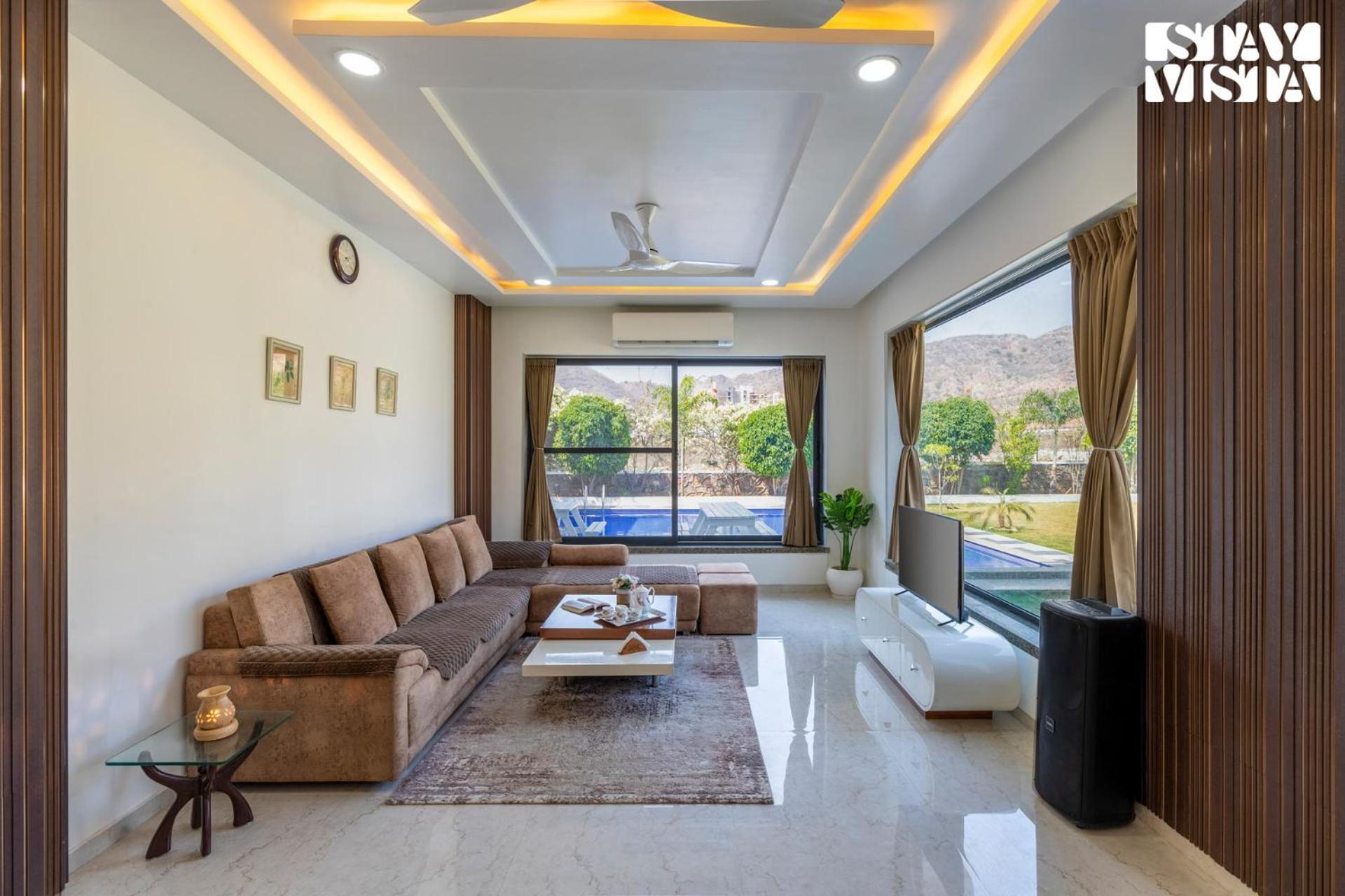 Stayvista'S Bella Dream - Mountain-View With Outdoor Pool, Lawn Featuring A Gazebo & Indoor Games Udaipur Dış mekan fotoğraf